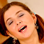 Fourth pic of Beautiful teen babe