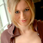 First pic of KISSKRISTIN.COM