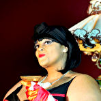 First pic of Xxx BBW MILF Farrah Foxx as XXX retro model