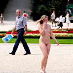 First pic of Nude-in-Public