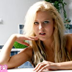 Second pic of nikkisims.com Joley