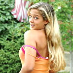Fourth pic of Hot Blonde Teen Girl