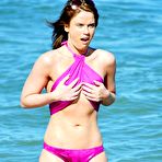 Fourth pic of Vicky Pattison seen enjoying the beach while in Marbella