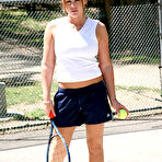 First pic of MILF Porn
