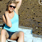 First pic of Gretel - Boat