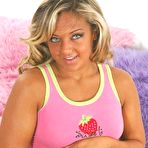 Second pic of Hot Blonde Teen Girl