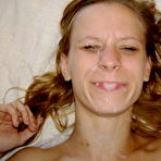 Fourth pic of WifeBucket.com - Real submitted pics of amateur housewives from nextdoor!