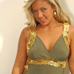 First pic of Hot Blonde Teen Girl