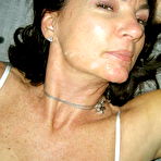 Second pic of Cum On Wives - Real submitted pics of amateur housewives getting cumshots!