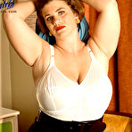 First pic of XLGirls