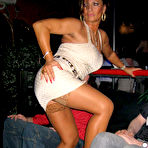 Second pic of LegsWorld.de - Lady Barbara in foot fetish action