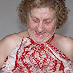 First pic of Sexy grannies