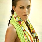 First pic of Elizabeth Hurley