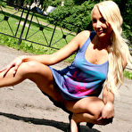 Second pic of CutiesFlashing - free flashing/public photo galleries