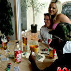 Second pic of 40OzBounce.com