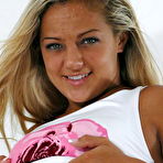 Second pic of Hot Blonde Teen Girl