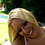 First pic of JizzGFs.com