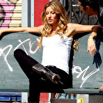 Second pic of Gisele Bundchen Nude Posing Photos