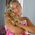 Third pic of Hot Blonde Teen Girl