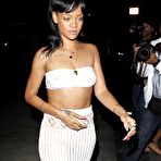 Fourth pic of Rihanna fully naked at Largest Celebrities Archive!