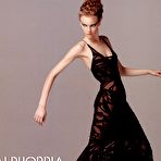 Fourth pic of Caroline Trentini