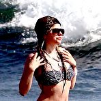 Third pic of Avril Lavigne picture gallery