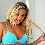 Third pic of Hot Blonde Teen Girl