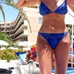 Third pic of Sex girlfriend pics :: Dilettante angel in black bikini slips hand in panty 