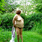 Third pic of Granny porn content