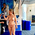 Fourth pic of Nude-in-Public