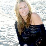 Fourth pic of Natasha Henstridge