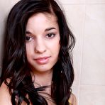 Third pic of Cute Babe In The Bathroom