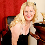 Second pic of AllOver30.com - Introducing 55 year old Josie