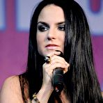 First pic of Joanna Levesque AKA JoJo shows her legs at Teen Choice Awards 2010 redcarpet