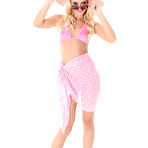 First pic of Vanda Lust - Strippers on your desktop!