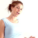 First pic of < Kylie Teen > - Free Pictures!!