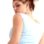 Fourth pic of < Kylie Teen > - Free Pictures!!