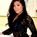 First pic of London Keyes strips off skimpy lingerie
