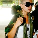 First pic of Mena Suvari