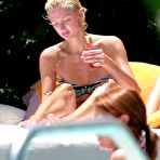 Third pic of :: Babylon X ::Paris Hilton gallery @ Famous-People-Nude.com nude 
and naked celebrities