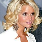 First pic of Jessica Simpson