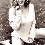 First pic of Elisabeth Shue