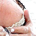 Fourth pic of Elisha Cuthbert