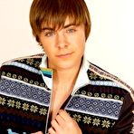 Third pic of :: BMC :: Zac Efron nude on BareMaleCelebs.com ::