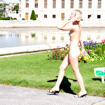 Fourth pic of Nude-in-Public
