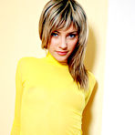 Third pic of IRINA L  BY VORONIN - RELAXIS - ORIG. PHOTOS AT 4300 PIXELS - &copy; 2006 MET-ART.COM