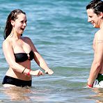 First pic of Jennifer Love Hewitt