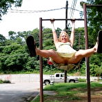 First pic of WifeBucket.com - Real submitted pics of amateur housewives from nextdoor!