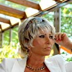 First pic of LegsWorld.de - Lady Barbara in foot fetish action