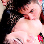 Second pic of MomsGiveAss :: Angela&Govard anal mom gives ass